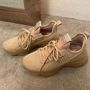 Steve Madden Maxima Sneaker
